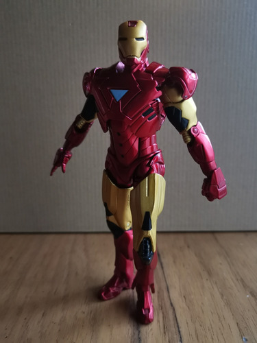 Figura Iron Man Mark 6 / Avengers /  Hasbro 