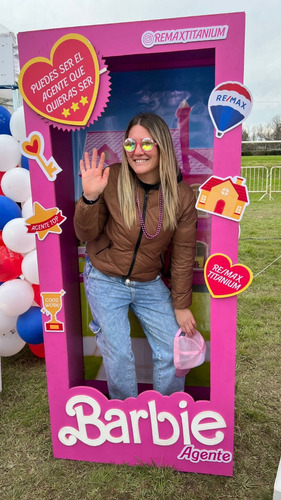 Alquiler Caja De Barbie Gigante 2023 Selfie Fotos Cabina