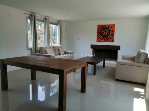 Casa De 3 Dormitorios En Burnett, Punta Del Este- Ref: 1750