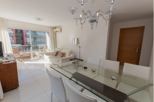 Venta Apartamento 2 Dormitorios Península Punta Del Este