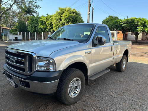 Ford F-250 3.9 Xlt 4x4 2p