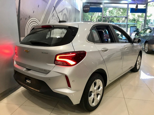 Imagen 3 de 15 de Chevrolet Onix Premier Automático 1.0 Turbo 2022 Gm09693