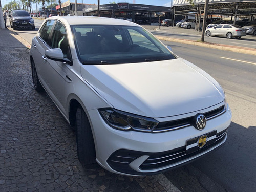 Volkswagen Polo Hatch 1.0 4P 170 TSI HIGHLINE AUTOMÁTICO
