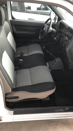 Imagen 5 de 12 de Nissan Np300 2014 Caja Seca Tm