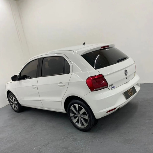 Imagem 5 de 7 de Volkswagen Gol Comfortline 1.6 T. Flex 8v 5p 2016/2017