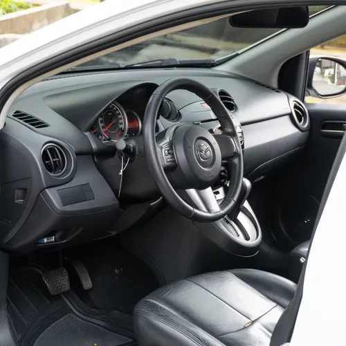 Mazda 2 1.5 15ha1c