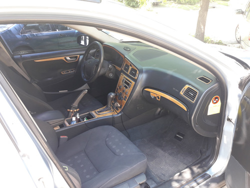 Volvo V70 2.4 I