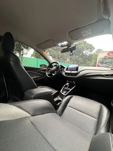 Chevrolet Onix 1.0T Premier Sedan At