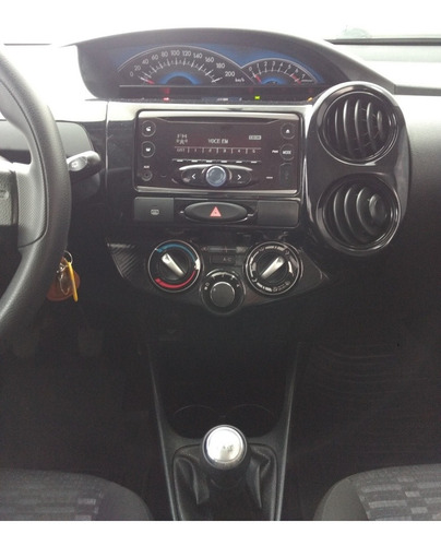 Toyota Etios 2016 1.3 16v X 5p
