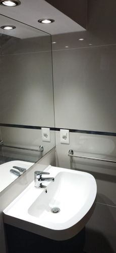 Imagen 12 de 12 de Apartamento De Un Dormitorio En Malvín, Amplio Y Luminoso, Se Alquila - Garantía: Contaduría O Anda