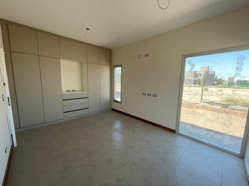 Imagen 6 de 14 de Casa A Estrenar En Bº Privado Pueblo Malbec
