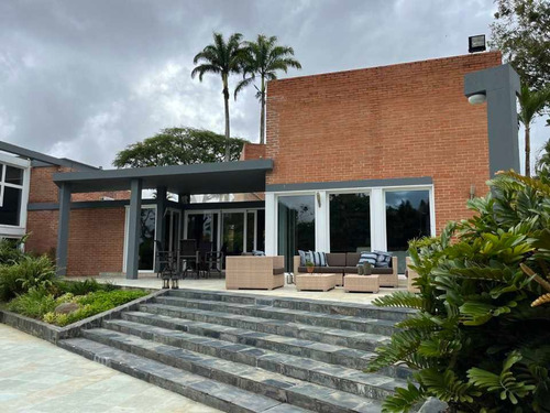 Imagen 16 de 30 de En Venta O Alquiler Casa 1000m2 11h/10b/11p La Lagunita