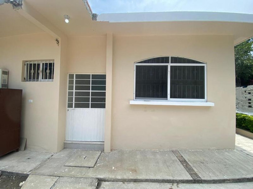 Venta Casa 5 Recamaras Col. Valle Verde Cerro Azul Veracruz