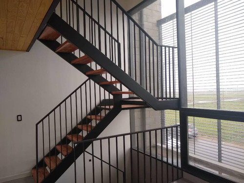 Imagen 6 de 7 de Excelente Triplex En Docta - 1ra Etapa