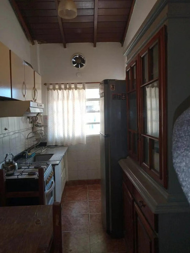 Casa En Venta - 2 Dormitorios 1 Baño - 75mts2 - Morón