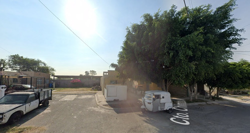 Casa En Remate-cto Chimbote, Hacienda Santa Fe, Tlajomulco De Zuñiga, Jalisco. -jcbb9