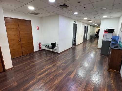 Oficina Clase A 431m2 | El Golf | Mobiliario Opcional