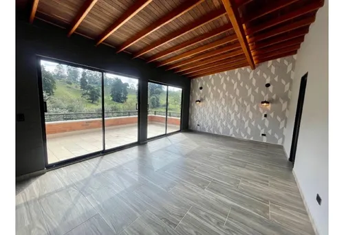 Vendemos Casa En Rionegro - Llanogrande Sector Tablazo