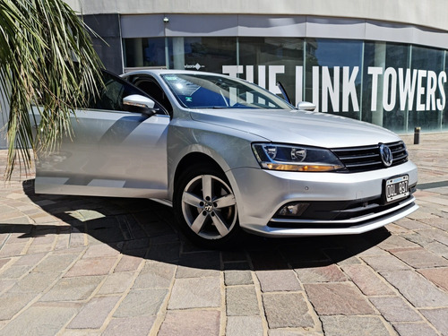 Volkswagen Vento 2.5 Luxury 170cv Tiptronic 2015