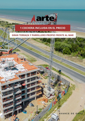 Venta De Apartamento De 2 Dormitorios En Parque Carrasco Con Gran Terraza Y Parrillero