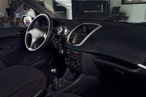 Peugeot 207 1.4 Allure 75cv