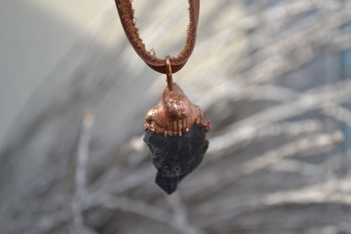 Imagen 3 de 8 de Collar De Piedra Natural Onix Negro, Signo Zodiacal Leo