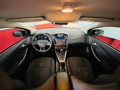 Imagem 8 de 13 de Ford Focus Sedan Focus Fastback Se/se Plus 2.0 Flex Aut. Fl