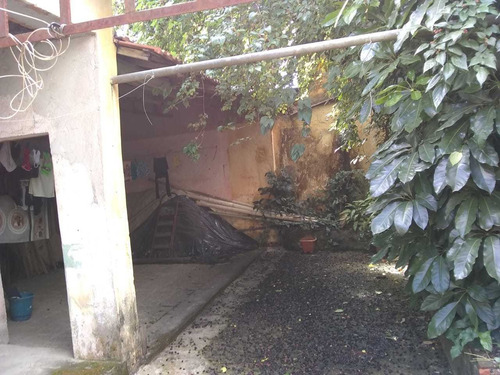 Imagem 4 de 11 de Casa À Venda