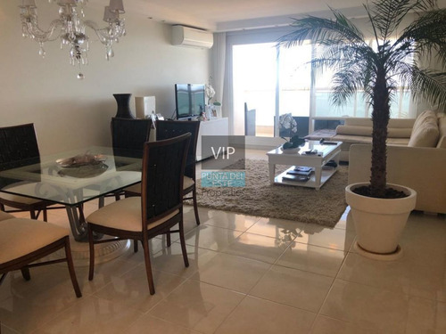Imagen 6 de 16 de Vendo Hermoso Departamento En Importante Torre De 3 Suites - Punta Del Este Mansa