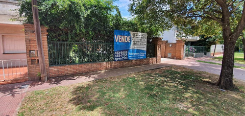 Imagen 19 de 19 de Casa En Venta, 3 Dormitorios, Alberdi, Gran Jardin, Piscina. Calidad, Rosario