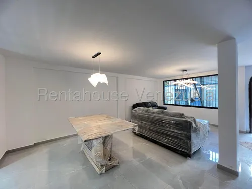 Bella Casa En Alto Prado