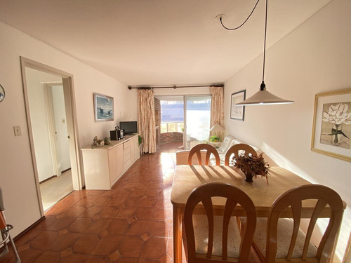 Imagen 3 de 16 de Apartamento - Playa Mansa