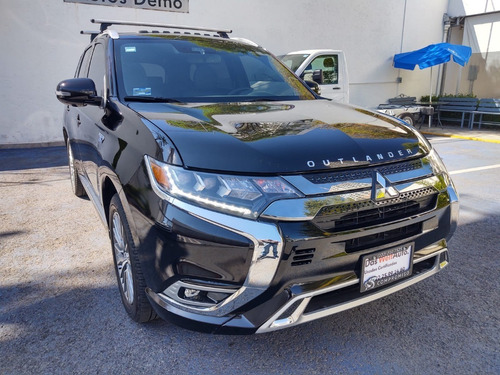 Imagen 8 de 15 de Mitsubishi Outlander Lim. Phev Hibrida At