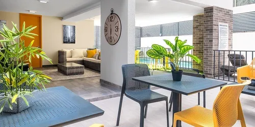 Depto. Semi Nuevo En Venta De 3 Dorm Estac Y Bodega En Ñuñoa