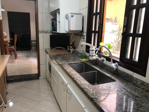 Imagem 7 de 10 de Casas - Ref: V812171