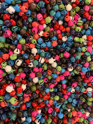 Imagen 1 de 1 de Cascabeles De Colores 8mm X 100u. Varios Colores!! Oferta!