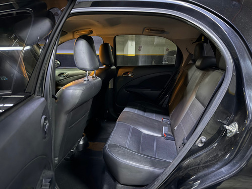Toyota Etios 1.5 Platinum At
