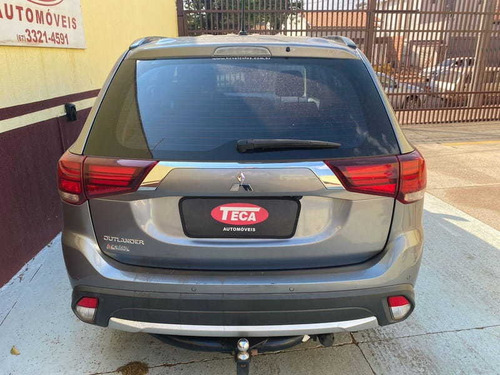 Imagem 5 de 11 de Mitsubishi Outlander 2.0 16v 160cv