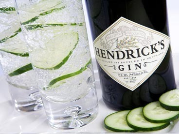 Imagen 5 de 8 de Gin Hendricks Small Batch Hand Crafted 700ml Escocia