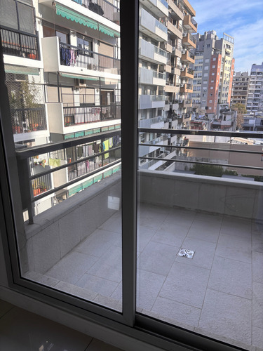Alquiler Amplio Monoambiente 39 M2 Piscina Parrilla