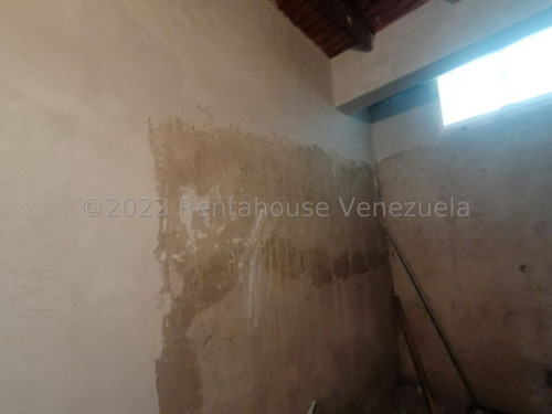 Imagen 20 de 30 de Casas En Venta En El Paraiso, Cabudare, Lara / Código Flex: 22-25101 & 0424 556 57 59 Monica C-