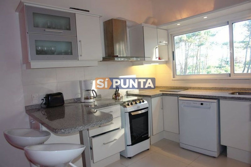 Imagen 6 de 17 de Casa En Venta - Playa Montoya