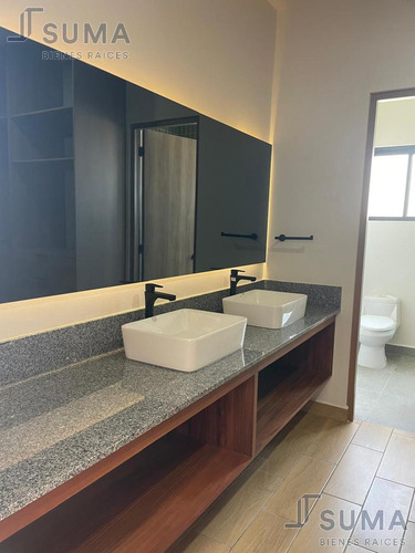 Casa En Venta En Fracc. Lomas Del Dorado, Boca Del Rio, Veracruz.
