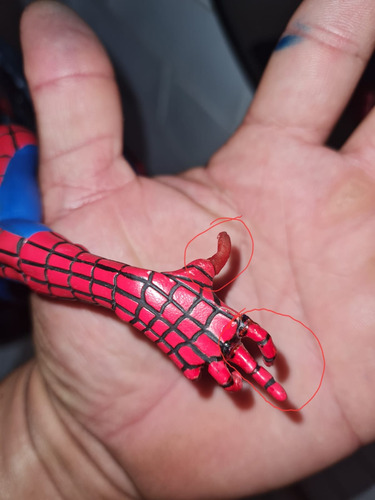Spider Man Venom Iron Studios Com Detalhe Leia A Descrição (Usado)