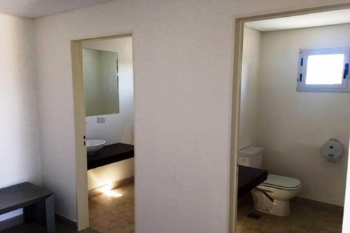 Imagen 6 de 14 de Distribuido En Planta Baja Y Entrepiso | Muy Buen Estado | Reservado