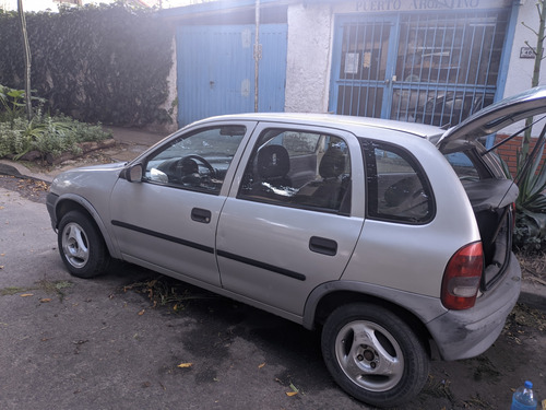 Chevrolet Corsa 1.6 Gl