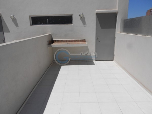 Venta Departamento Un Dormitorio - Balcon Contrafrente Y Terraza Exclusiva Con Parrillero - San Luis 3100