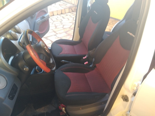 Fiat Uno 2012 1.4 Sporting Flex 5p