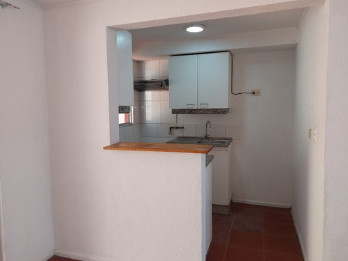 Av Las Torres / M A Matta C_422754