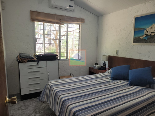 Imagen 10 de 20 de Casa De 3 Dormitorios Piriápolis Playa Hermosa